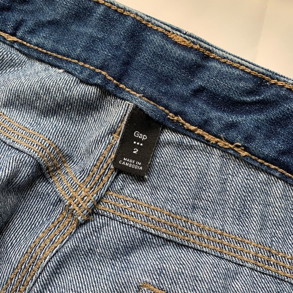 GAP | distressed blue denim jean shorts - Picture 11 of 13